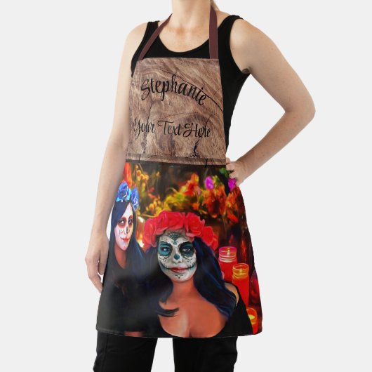 花と蝋燭の付いたバラルタカトリナス1718 エプロン (インサイチュ)