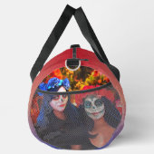 花と蝋燭の付いたバラルタカトリナス1718 ダッフルバッグ (右)