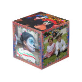 花と蝋燭の付いたバラルタカトリナス1718 フォトキューブ (正面アングル)