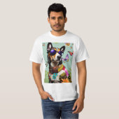 花と蝶とサングラスのクールな犬 Tシャツ (正面フル)