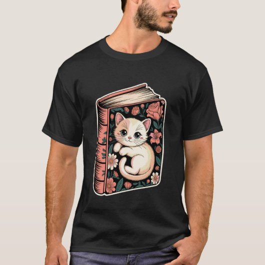 花と蝶のある本の上の猫 Tシャツ (正面)