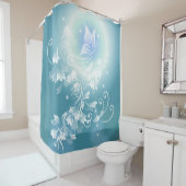 花と蝶のティール（緑がかった色） シャワーカーテン (インサイチュ)