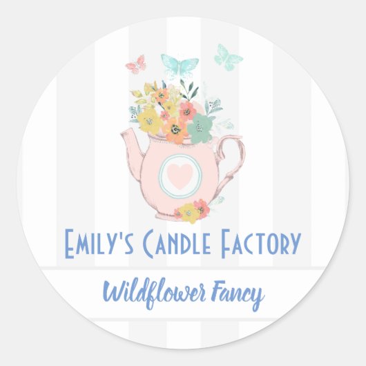 花と蝶の香りの名前とピンクのティーポット ラウンドシール (正面)