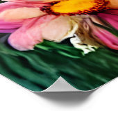 花に囲まれた、かわいい虎の子 ポスター (角)