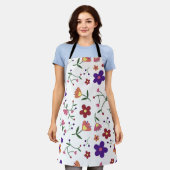 花に模様を付ける エプロン (着用した状態)