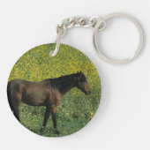 花に立つ野生のマスタング·ウマ キーホルダー (裏面)