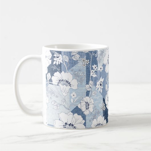 花に継ぎ目のないデニム継ぎはぎ コーヒーマグカップ (左)