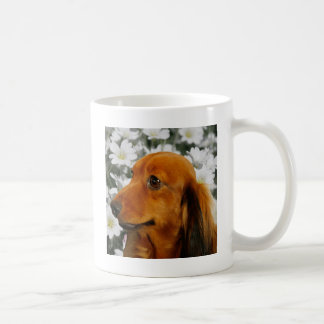 花のかわいいダックスフント(長い髪ブラウン) コーヒーマグカップ