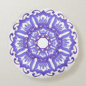 花のすみれ色の曼荼羅。 モノグラム ラウンドクッション (裏面)