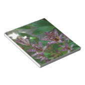 花のような紫のストライプのピンクの白い蘭 ノートパッド (アングル)