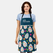 花のイースター卵のパターン名前をカスタムする エプロン (着用した状態)