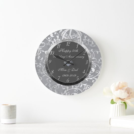 花のダマスク織のダイヤモンド第50の結婚記念日 ラージ壁時計 (ホーム)