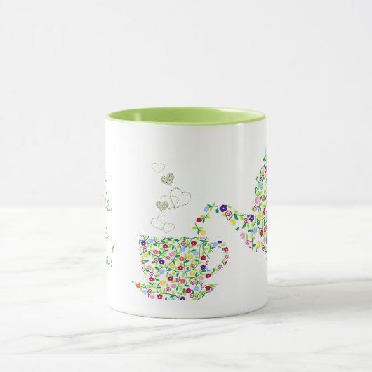 花のティーポットのマグのデザインの緑 マグカップ (中央)