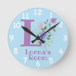 花のデザインの時計に名前「Lorna」とイニシャル ラウンド壁時計