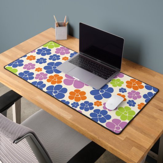 花のパターン – 青、オレンジ、紫、緑 デスクマット (オフィス2)