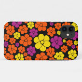 花のパターン – 黒、ピンク、オレンジ、黄色 Case-Mate iPhoneケース (裏面(横))