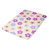 花のパワーパターン – 黄色の背景 バスマット (アングル)