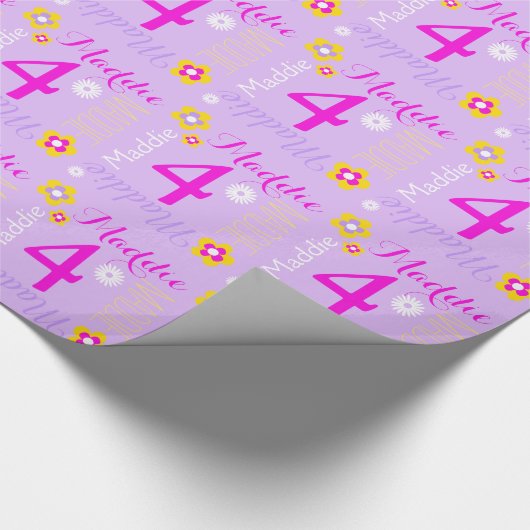 花のパーソナライズされた紫のピンクの4歳の誕生日 ラッピングペーパー (角)