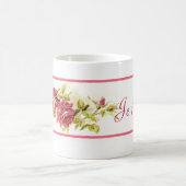 花のピンクのマグ"Je t'adore"の11のoz コーヒーマグカップ (中央)