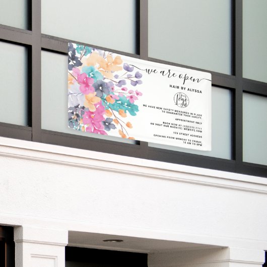 花のピンクの国のフローラの水色私たちは開いている 横断幕 (ビルの外側)