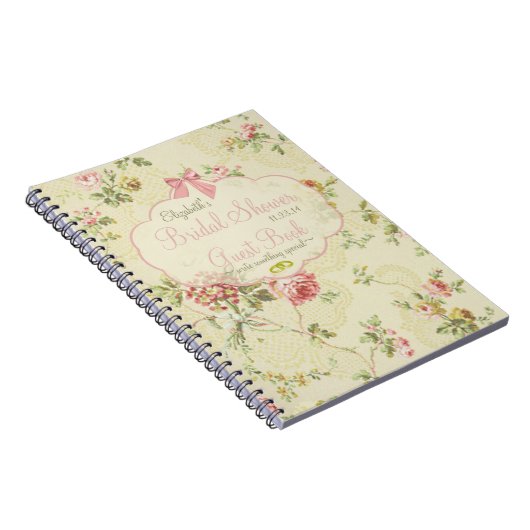 花のブライダルシャワーの来客名簿を見るヴィンテージ ノートブック (右側)