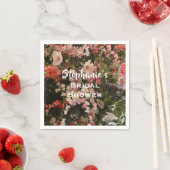 花のブライダルシャワー名 ピンク 白 花 紙 スタンダードカクテルナプキン (インサイチュ)