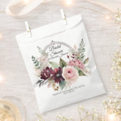 花のワインレッドとピンクの秋の葉の花束 ブライダルシャワー フェイバーバッグ (クリップ留めされた状態)