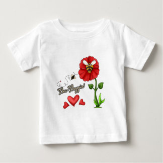 花の上で踊る蜂 ベビーTシャツ