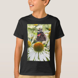 花の上のアゲハチョウ Tシャツ
