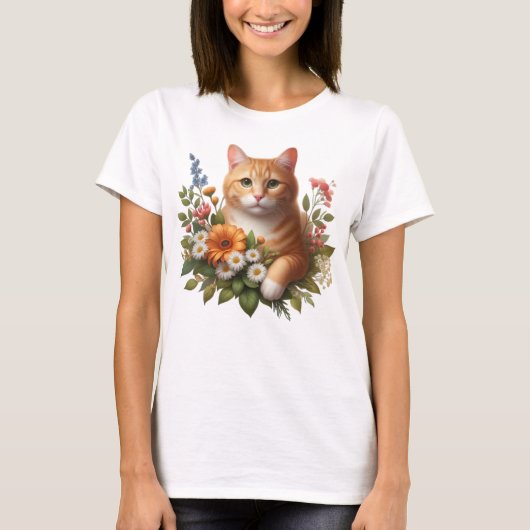 花の中のかわいい猫🐾🌼 Tシャツ (正面)