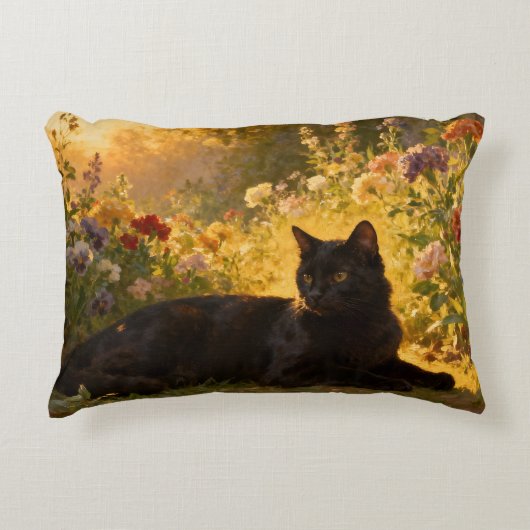 花の中の黒猫 I アクセントクッション (正面)