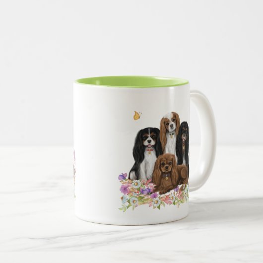 花の中の4つのカバリエールキングチャールズスパニエル犬 ツートーンマグカップ (正面右)