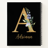 花の付いた金色のアルファベットパーソナライズされたA ノートブック (裏面)