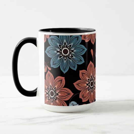 花の付いた黒い背景 マグカップ (左)