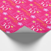 花の名前をカスタムするエリカ30の誕生日の覆い ラッピングペーパー (角)