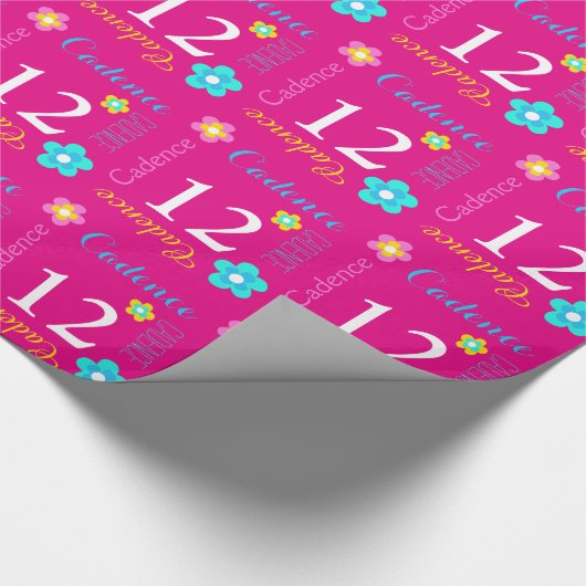 花の名前入りな一流の年齢の第12誕生日の覆い ラッピングペーパー (角)