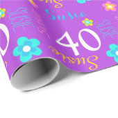 花の名前入りな一流の年齢の第40誕生日の覆い ラッピングペーパー (ロールコーナー)
