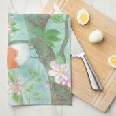 花の咲く木の枝で鳥が歌う キッチンタオル (四つ折り)