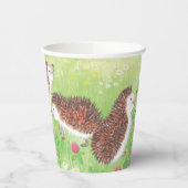 花の咲く草原に四つの小さなハリネズミ 紙コップ (左)