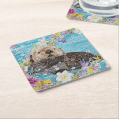花の川に浮かぶ、おとぎ話のオッター スクエアペーパーコースター (アングル)
