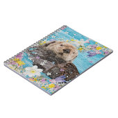 花の川に浮かぶ、おとぎ話のオッター ノートブック (左側)