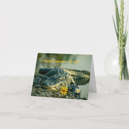 花の幸せなバレンタインを持つワニ シーズンカード (正面)