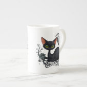 花の揺りかごの黒猫 ボーンチャイナマグカップ (正面右)