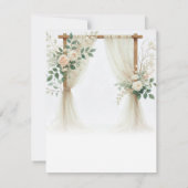 花の木製アーチ 緑のバラ ウェディング RSVP 招待状 (裏面)