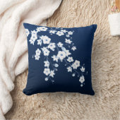 花の桜のネイビーブルー 白 クッション (ブランケット)