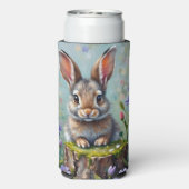 花の畑でふわふわしたウサギ スリム缶クーラー (Seltzer裏面)