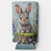 花の畑でふわふわしたウサギ スリム缶クーラー (正面)