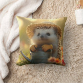 花の畑で愛らしいハリネズミの庭師 クッション (ブランケット)