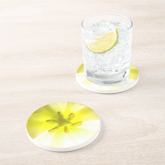 花の砂岩コースターの中の明るい黄色 コースター (側面)