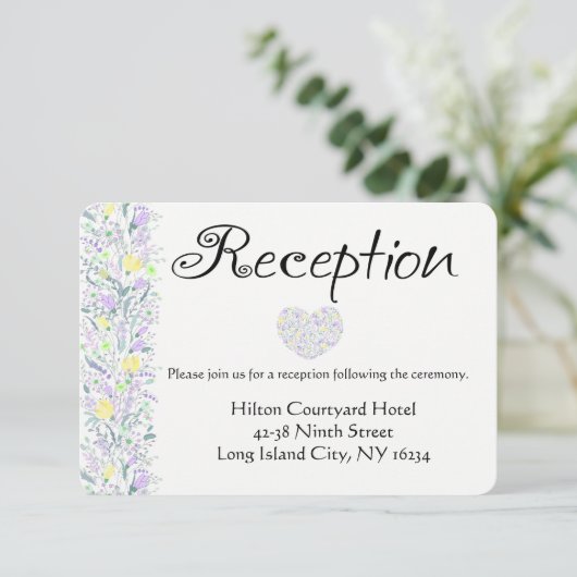 花の紫と黄色の結婚式の受付の花 招待状 (スタンド正面)